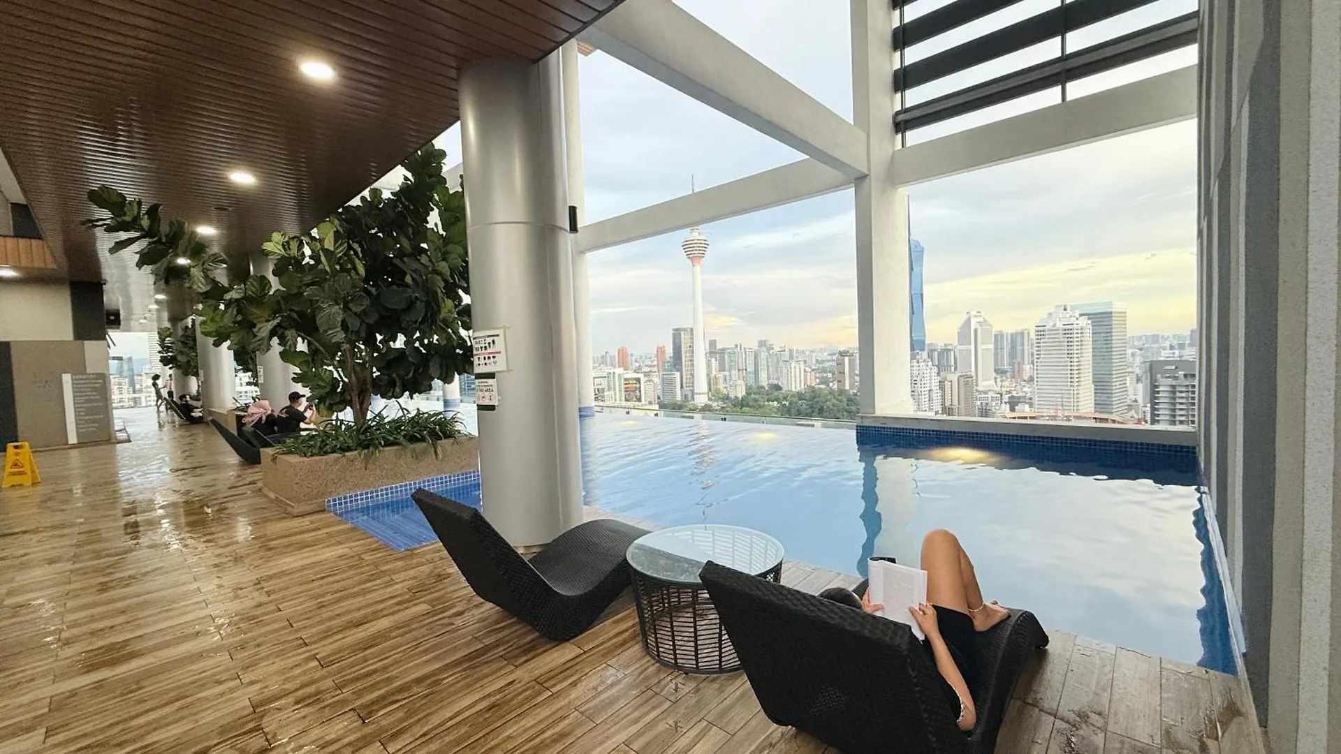 Grand Infinitum Suites Klcc 쿠알라룸푸르 0*,