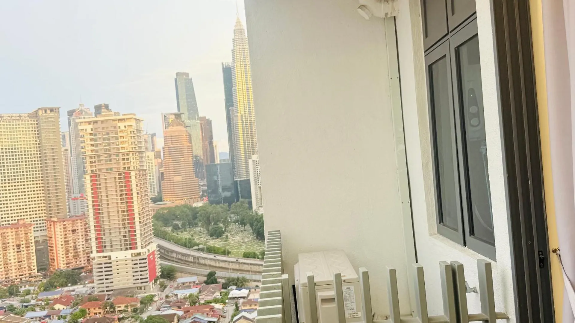 Grand Infinitum Suites Klcc Kuala Lumpur Malaysia