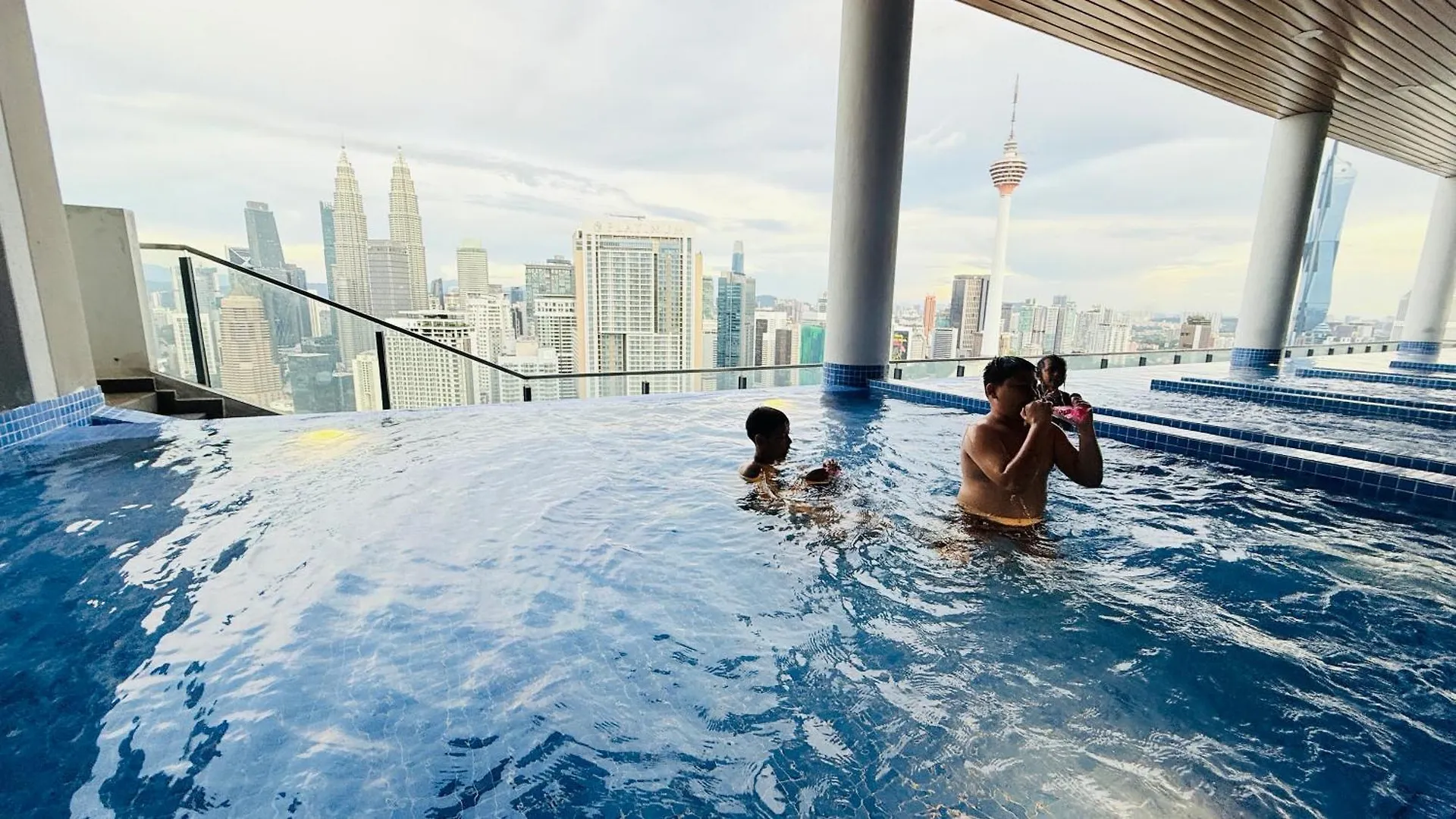 Grand Infinitum Suites Klcc Kuala Lumpur 0*,